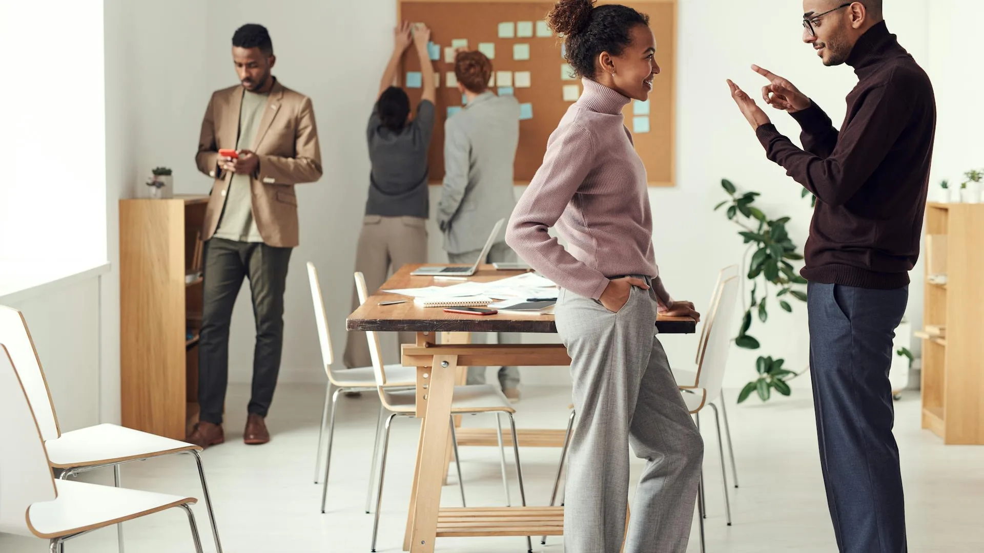 Modern apartment building in Chicago neighborhood